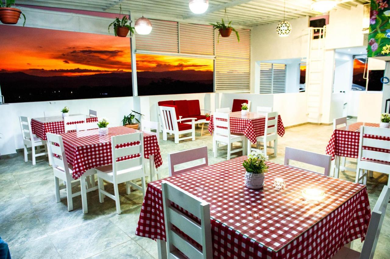 Hotel Boutique Papagayo Тарапото Екстериор снимка