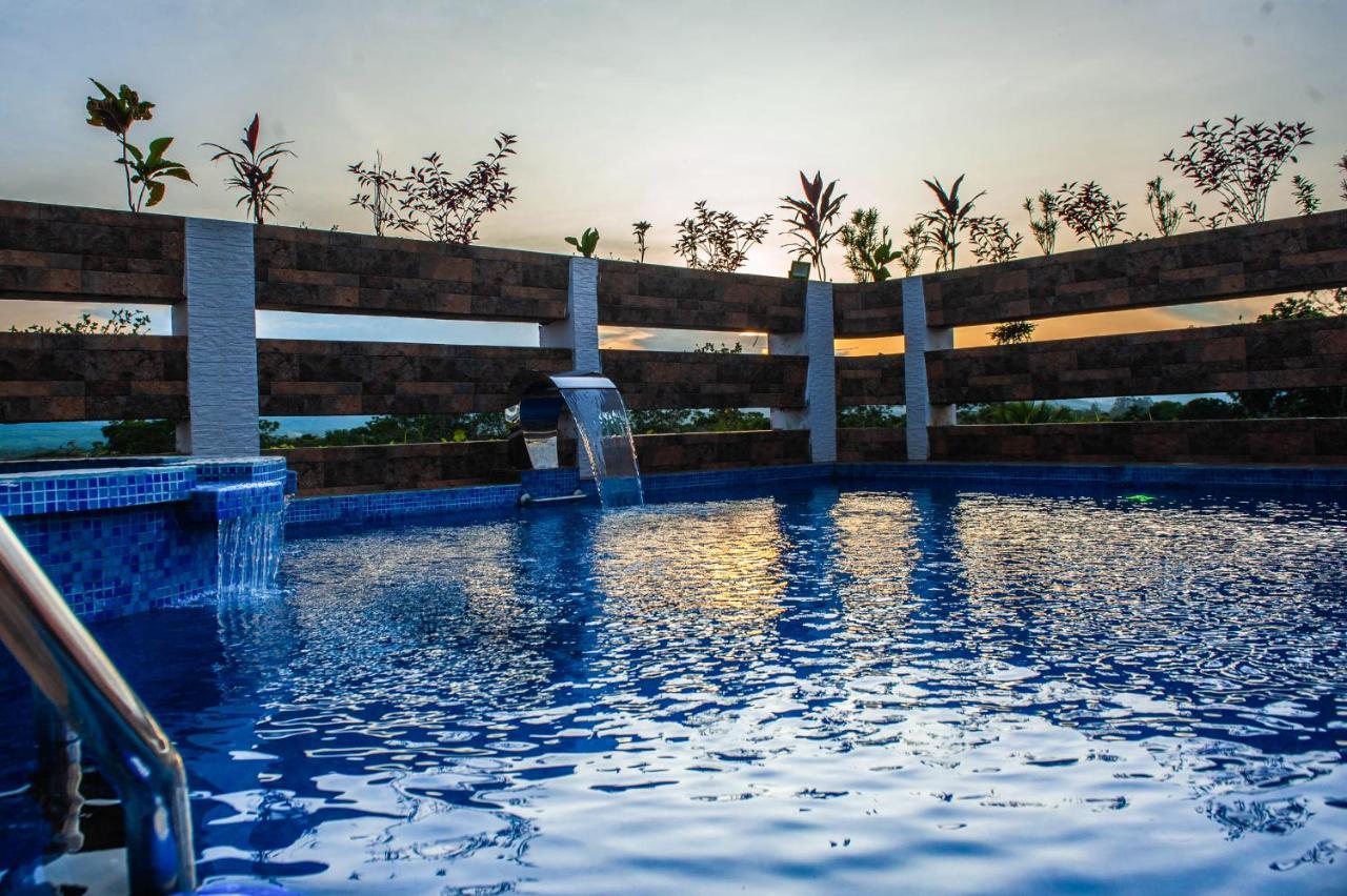 Hotel Boutique Papagayo Тарапото Екстериор снимка